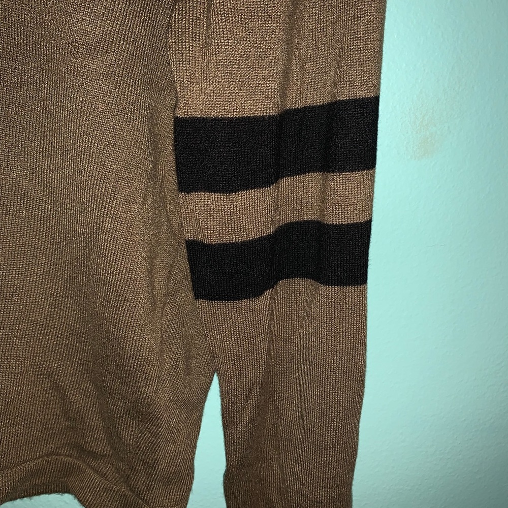 Cropped sweater - Picture 3 of 3